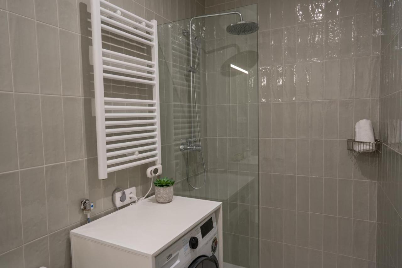 Feelathome Stadium Apartments L'Hospitalet de Llobregat Eksteriør bilde