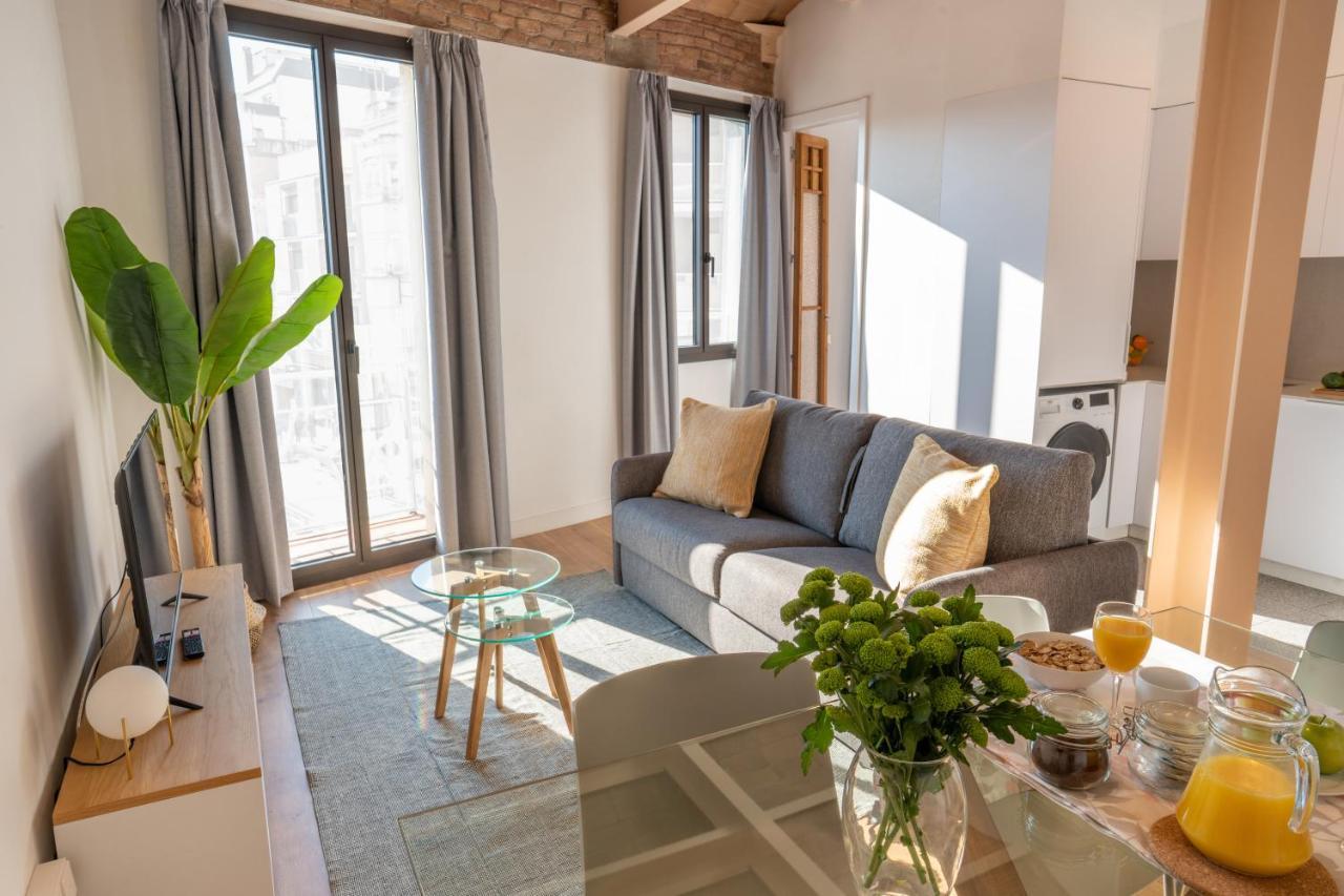 Feelathome Stadium Apartments L'Hospitalet de Llobregat Eksteriør bilde