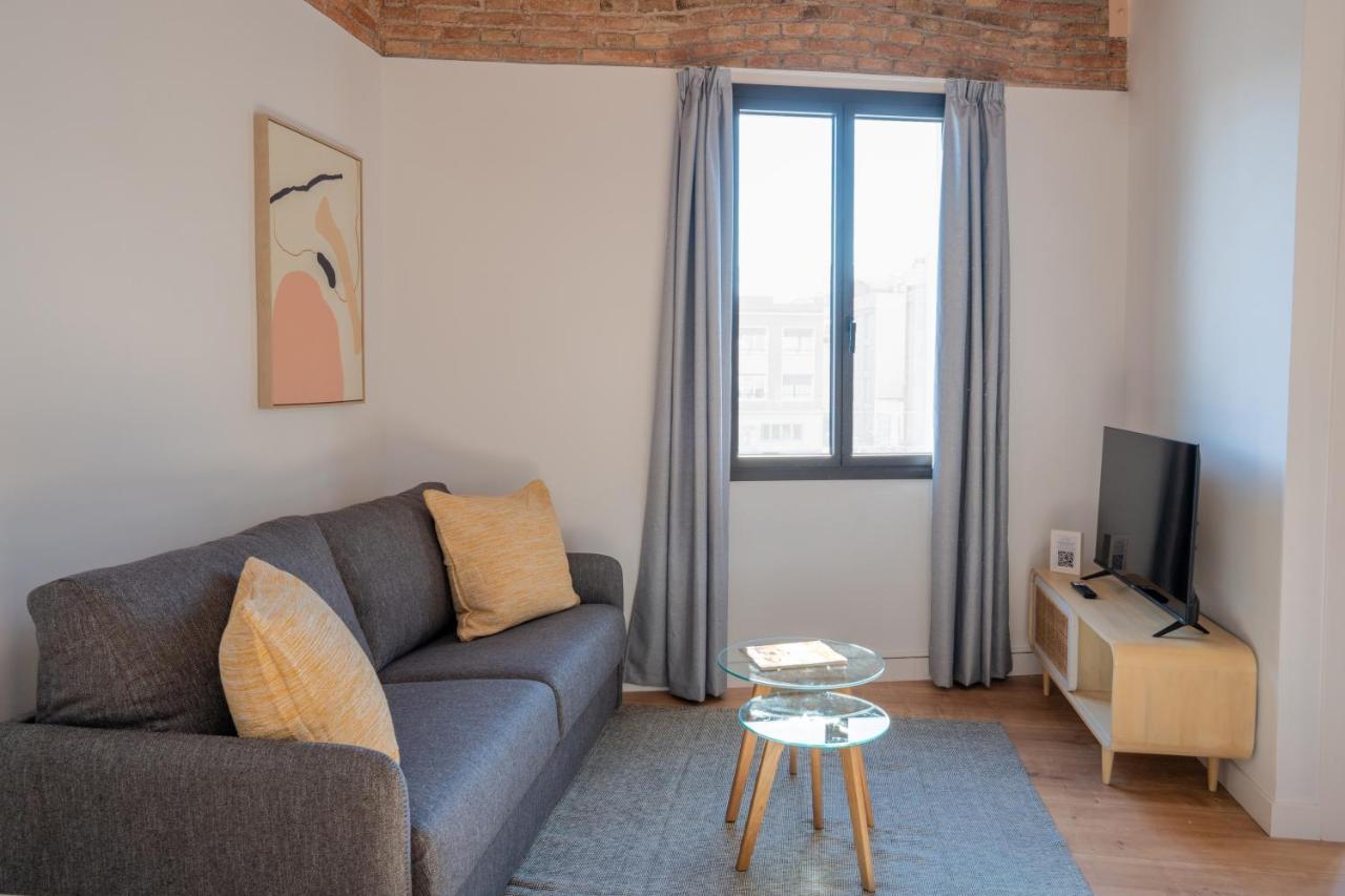 Feelathome Stadium Apartments L'Hospitalet de Llobregat Eksteriør bilde