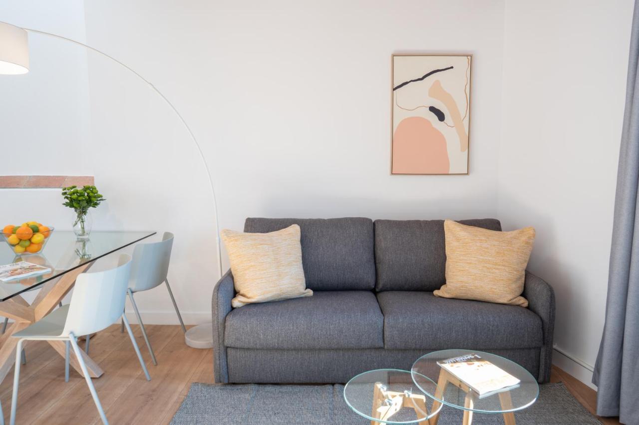 Feelathome Stadium Apartments L'Hospitalet de Llobregat Eksteriør bilde