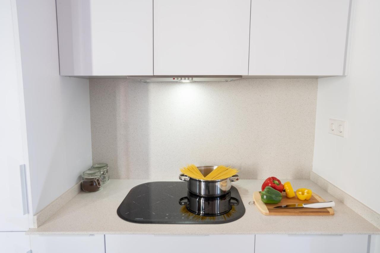 Feelathome Stadium Apartments L'Hospitalet de Llobregat Eksteriør bilde