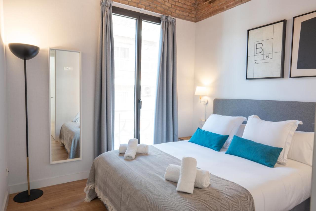 Feelathome Stadium Apartments L'Hospitalet de Llobregat Eksteriør bilde