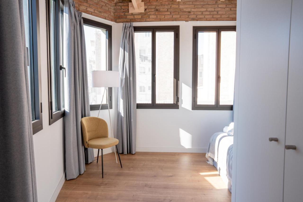 Feelathome Stadium Apartments L'Hospitalet de Llobregat Eksteriør bilde